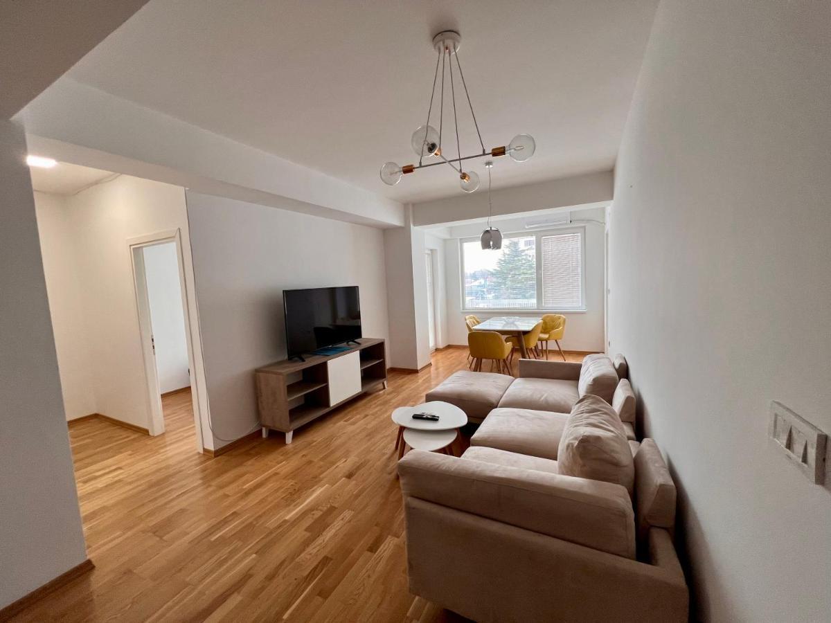 סקופיה High-End Spacious Apartment Next To City Mall מראה חיצוני תמונה