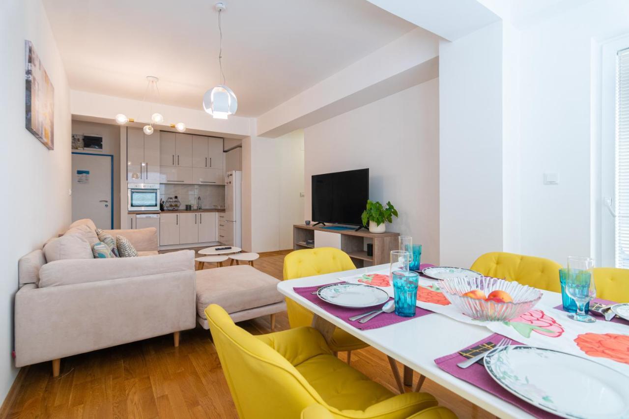 סקופיה High-End Spacious Apartment Next To City Mall מראה חיצוני תמונה