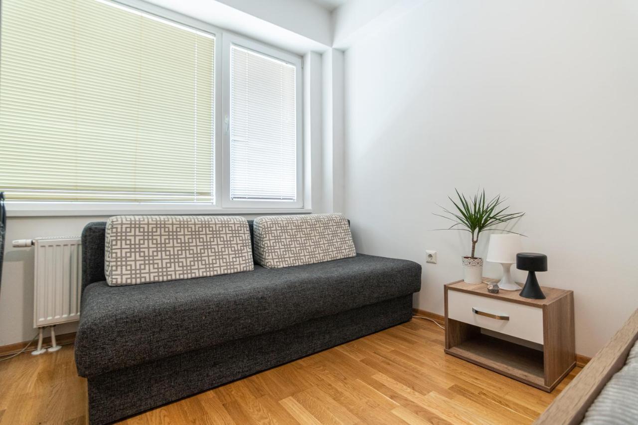 סקופיה High-End Spacious Apartment Next To City Mall מראה חיצוני תמונה