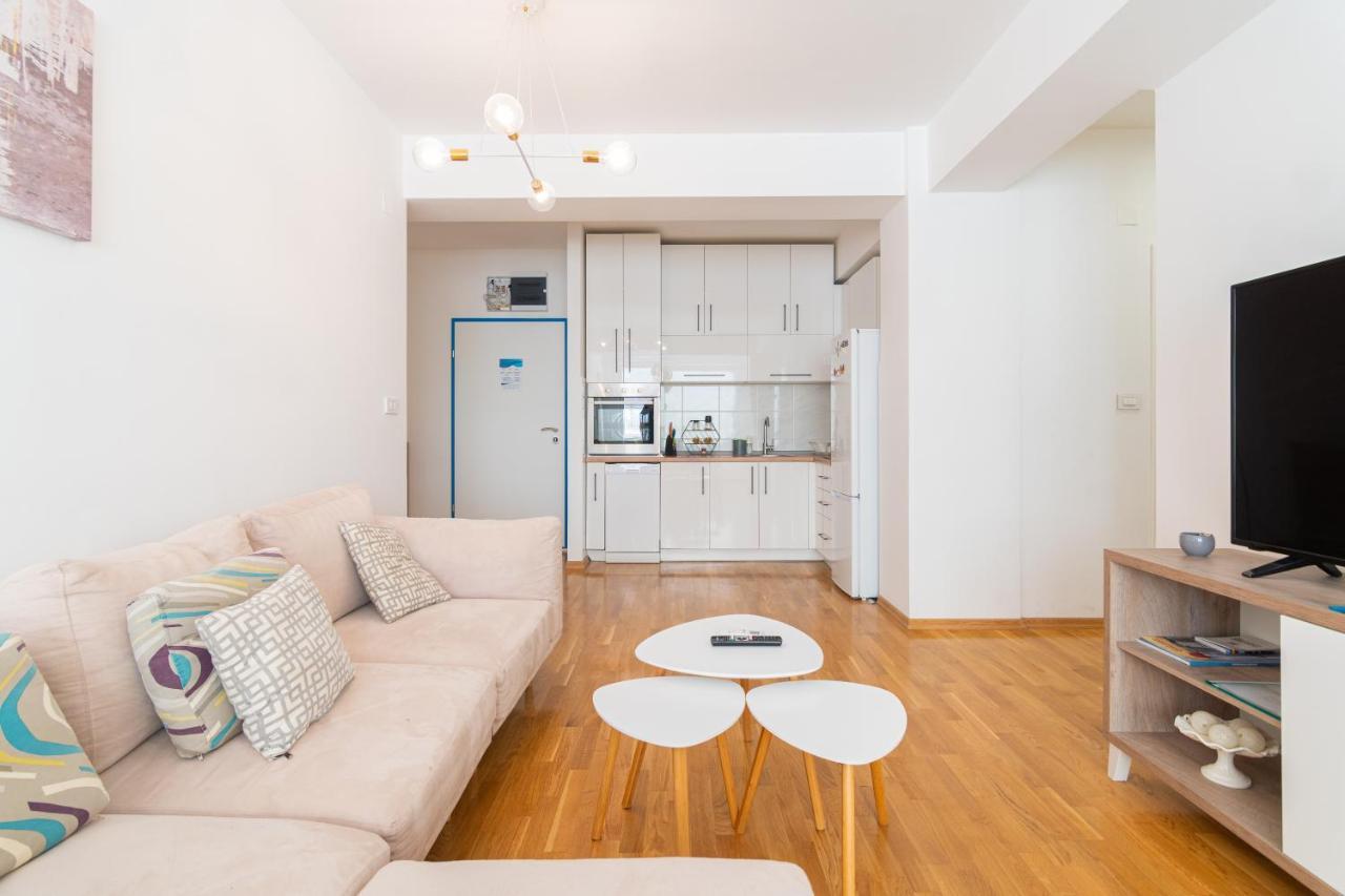 סקופיה High-End Spacious Apartment Next To City Mall מראה חיצוני תמונה