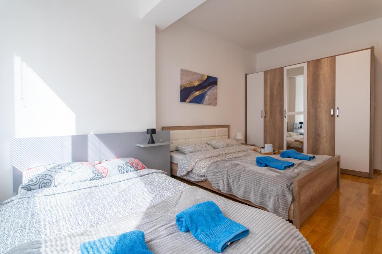סקופיה High-End Spacious Apartment Next To City Mall מראה חיצוני תמונה